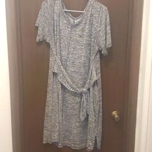 Livi athleisure dress - has pockets! 22/24